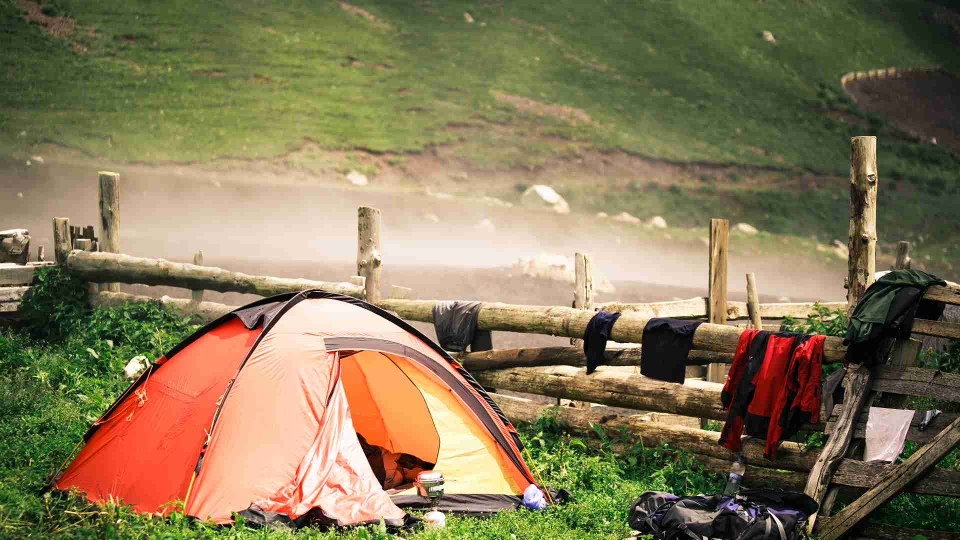 Camping near a private land