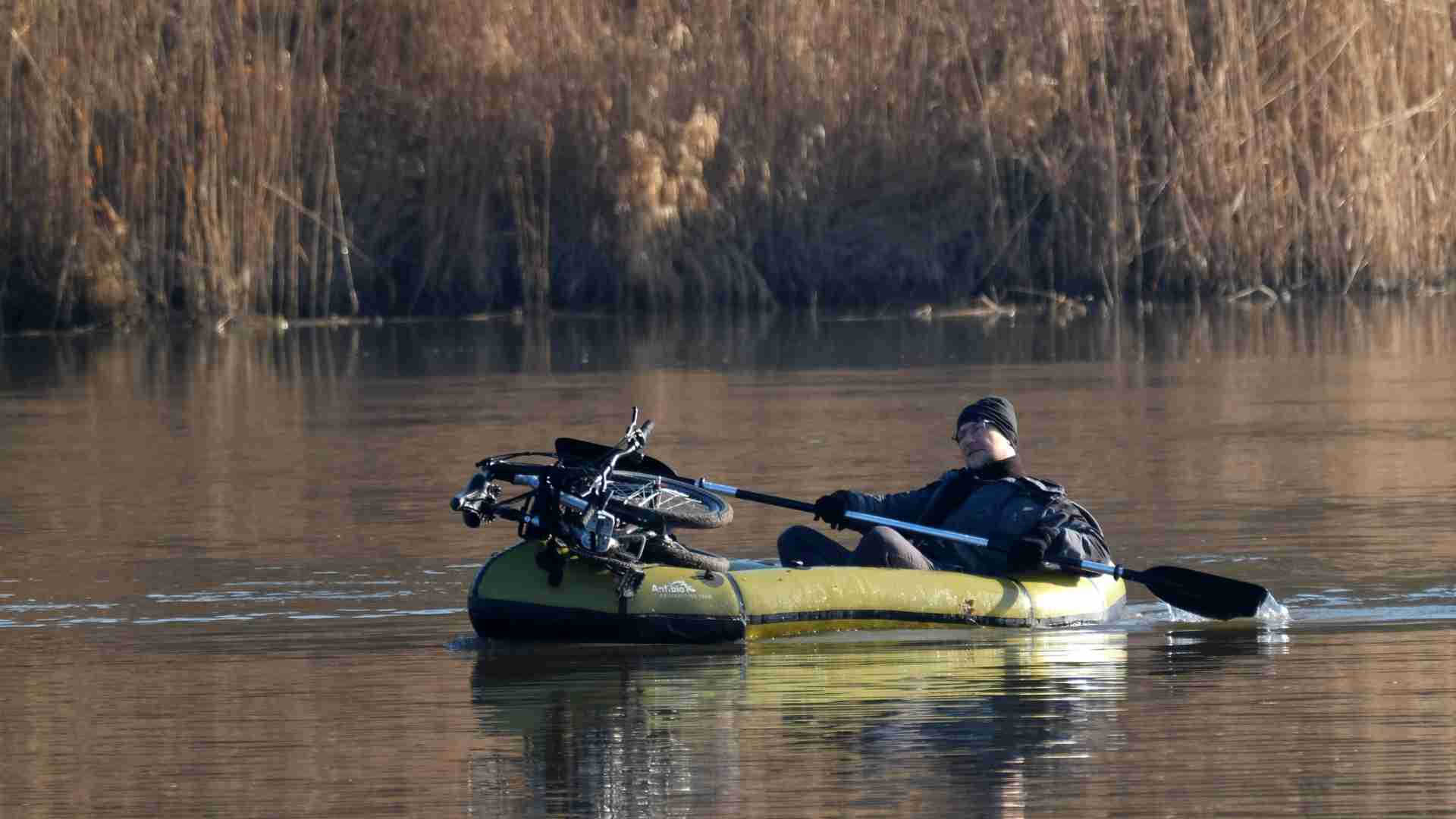 Bikerafting- combination of bike and packraft